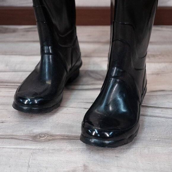 HUNTER Women Field Huntress Black Gloss Rubber Knee High Tall Rain Boots Sz 6 - Picture 2 of 7